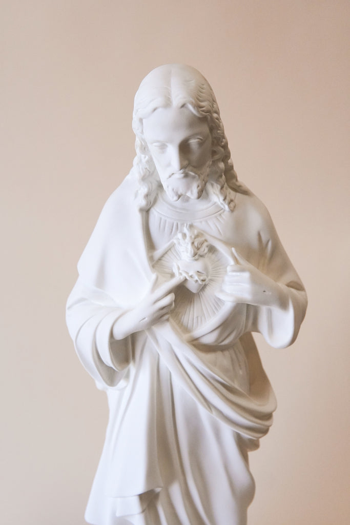 32" Outdoor Sacred Heart of Jesus Statue