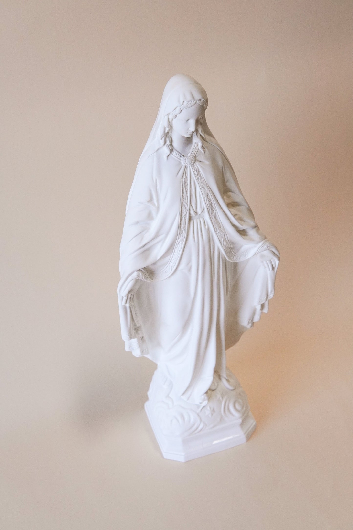 24" Outdoor Our Lady of Grace Statue