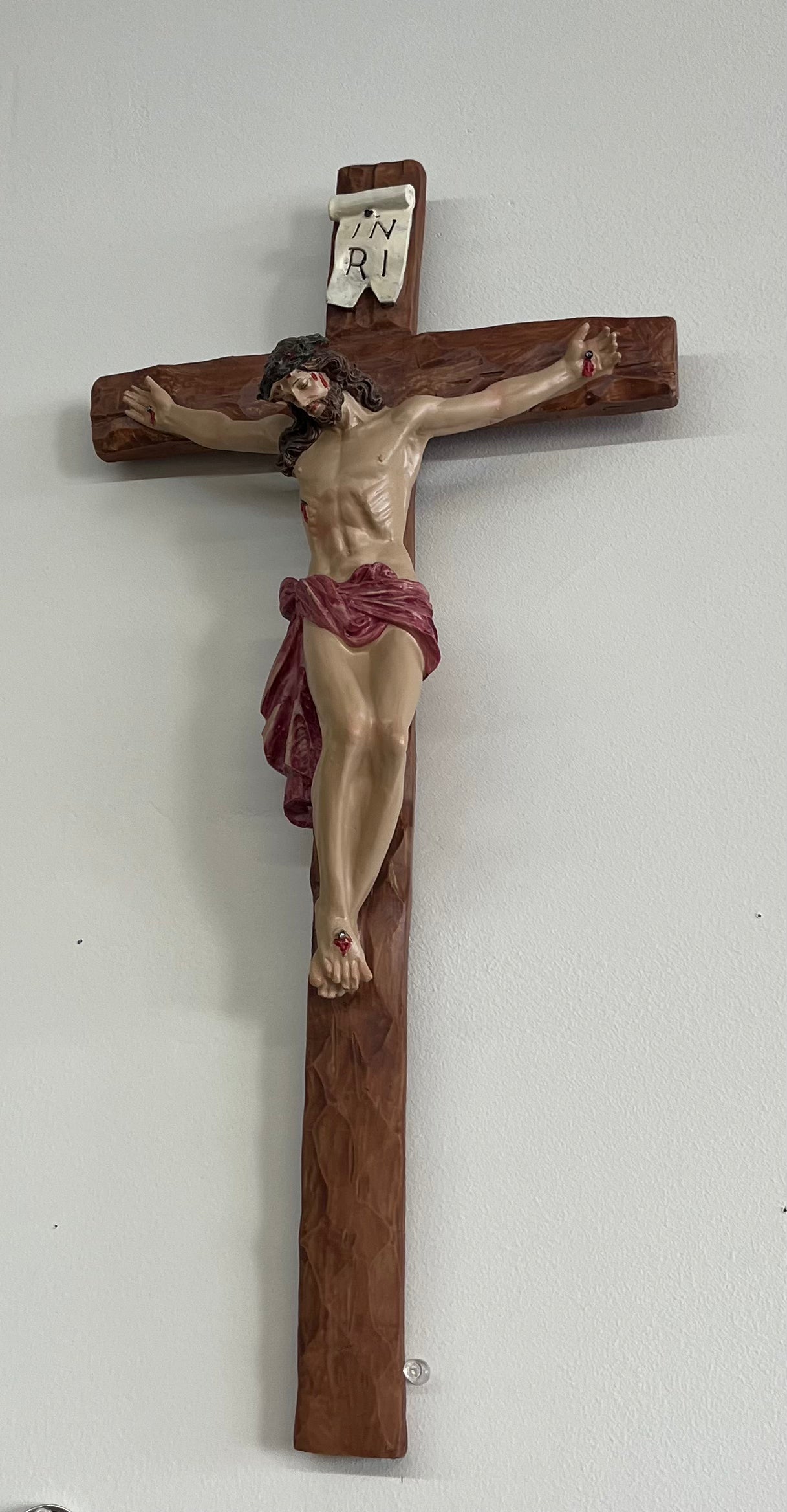 21.5-Inch Traditional Wall Crucifix – A Stunning Display of Faith