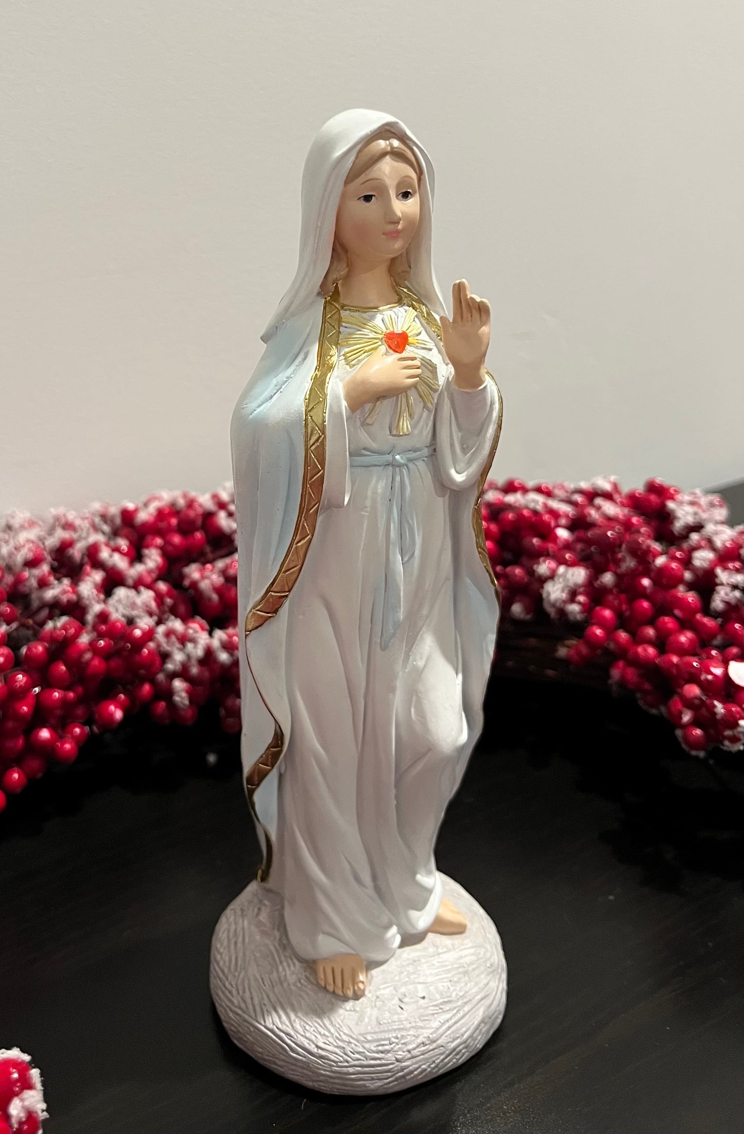 Immaculate Heart of Mary – 8" Desktop Statue