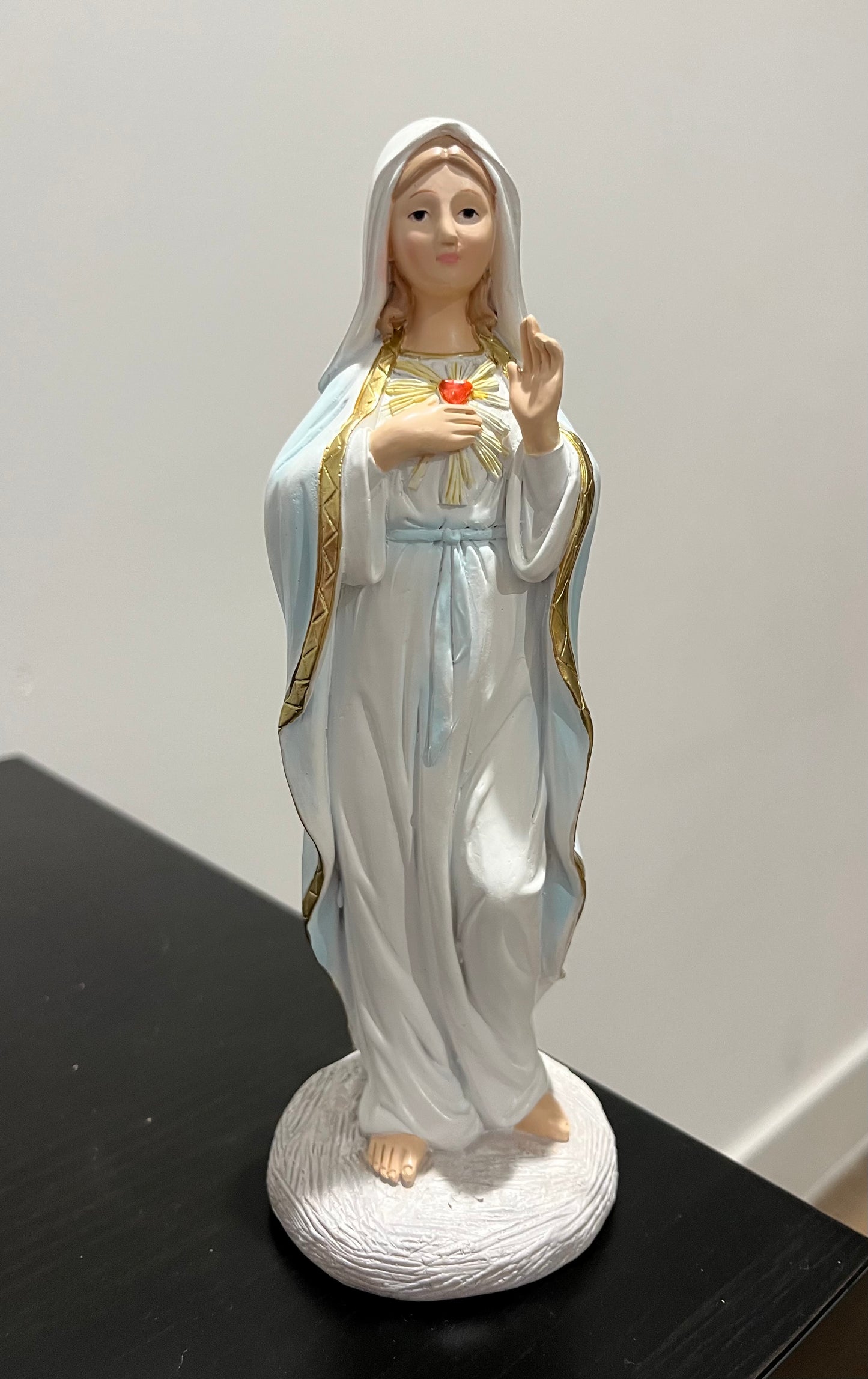 Immaculate Heart of Mary – 8" Desktop Statue